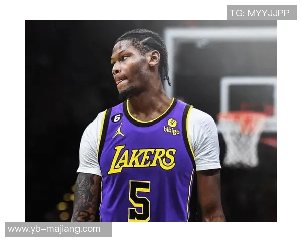 雷迪什称赞詹姆斯接地气与队友关系亲近让人感到舒适